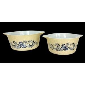 Vintage 70s Pyrex "Homestead" Nesting Casserole Bowls 1 1/2 qt & 1 qt Set of Two